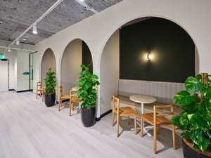 260520_True_Adyen_floor28819